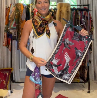 S3P40 Turf war monochrome cerise monochrome Narrow silk scarf