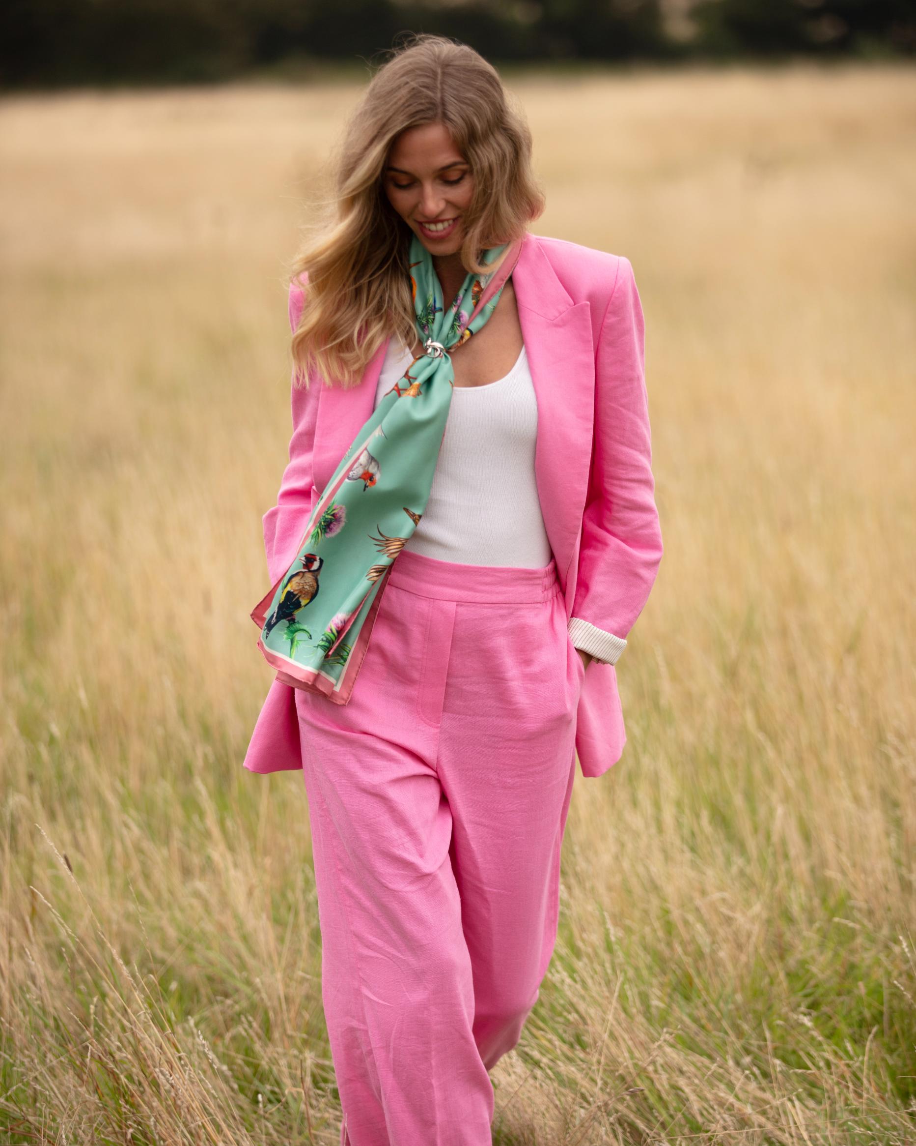 Grasslands Walk on the Wild Side in Mint